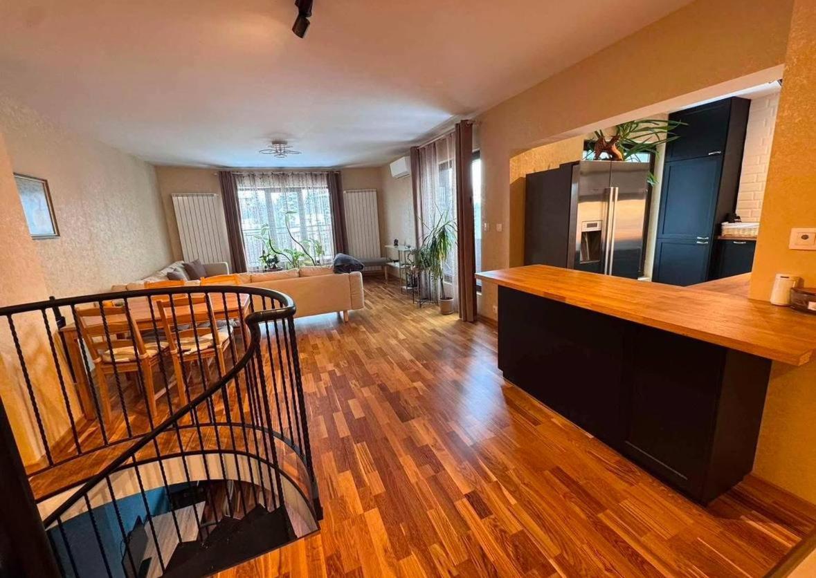 Apartment Galaxy Lux *